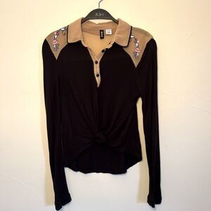 BDG Urban Outfitters Embroidered Western Boho Cowgirl Collared Shirt, Black- XS